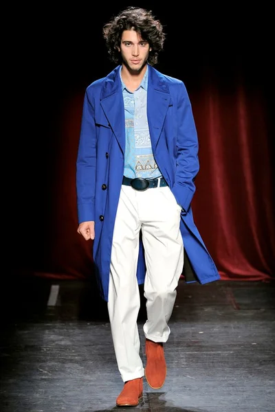 Look 7